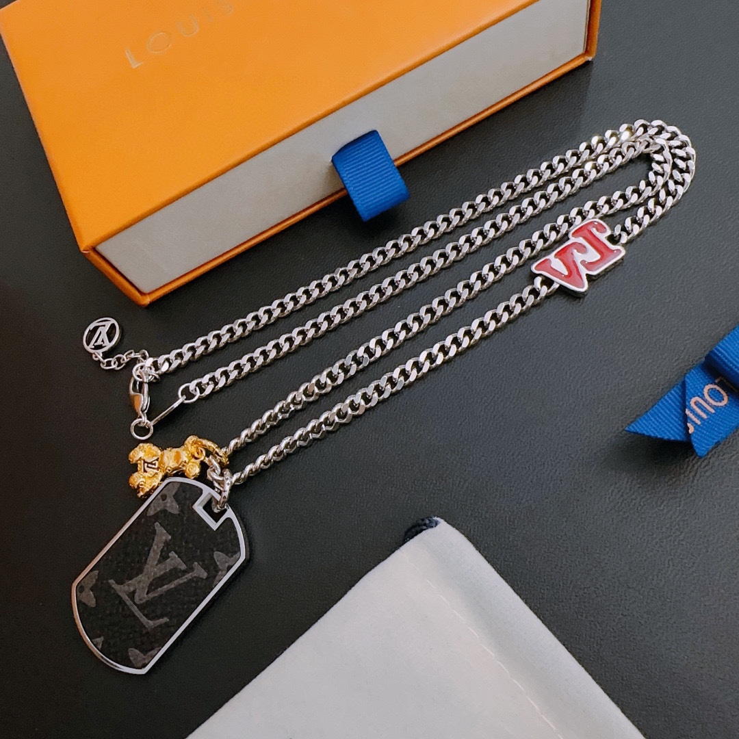 Louis Vuitton Necklaces